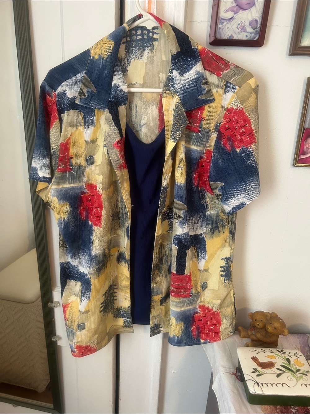 Abstract Brushstroke Short Sleeve Button Shirt - Navy/Red/Yellow